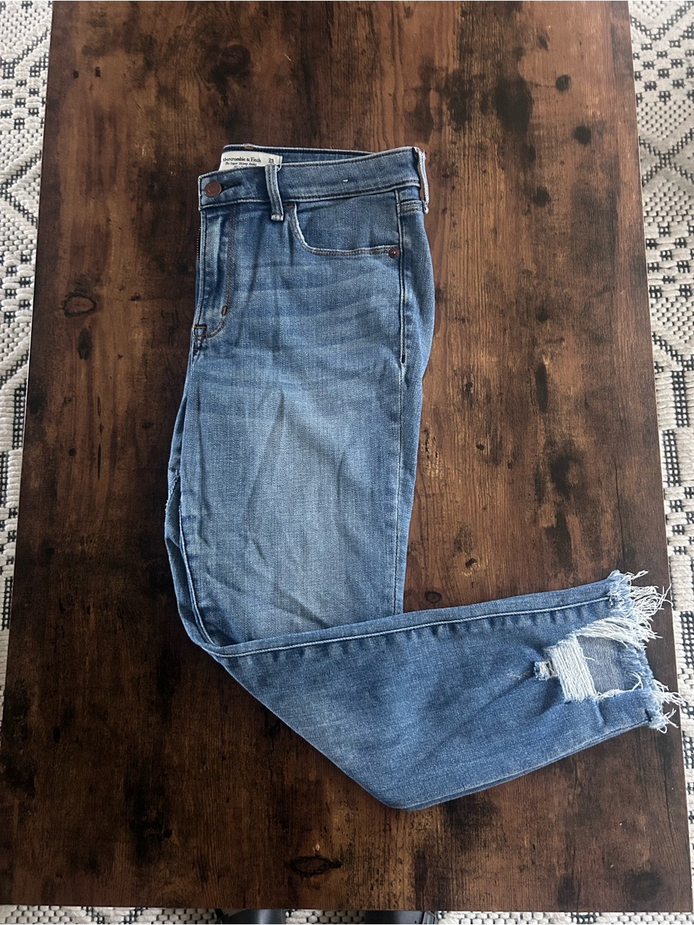 Abercrombie & fitch mid rise distressed crop jeans